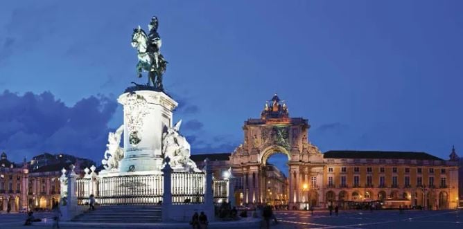 River & Expedition Cruising &raquo; rail tours